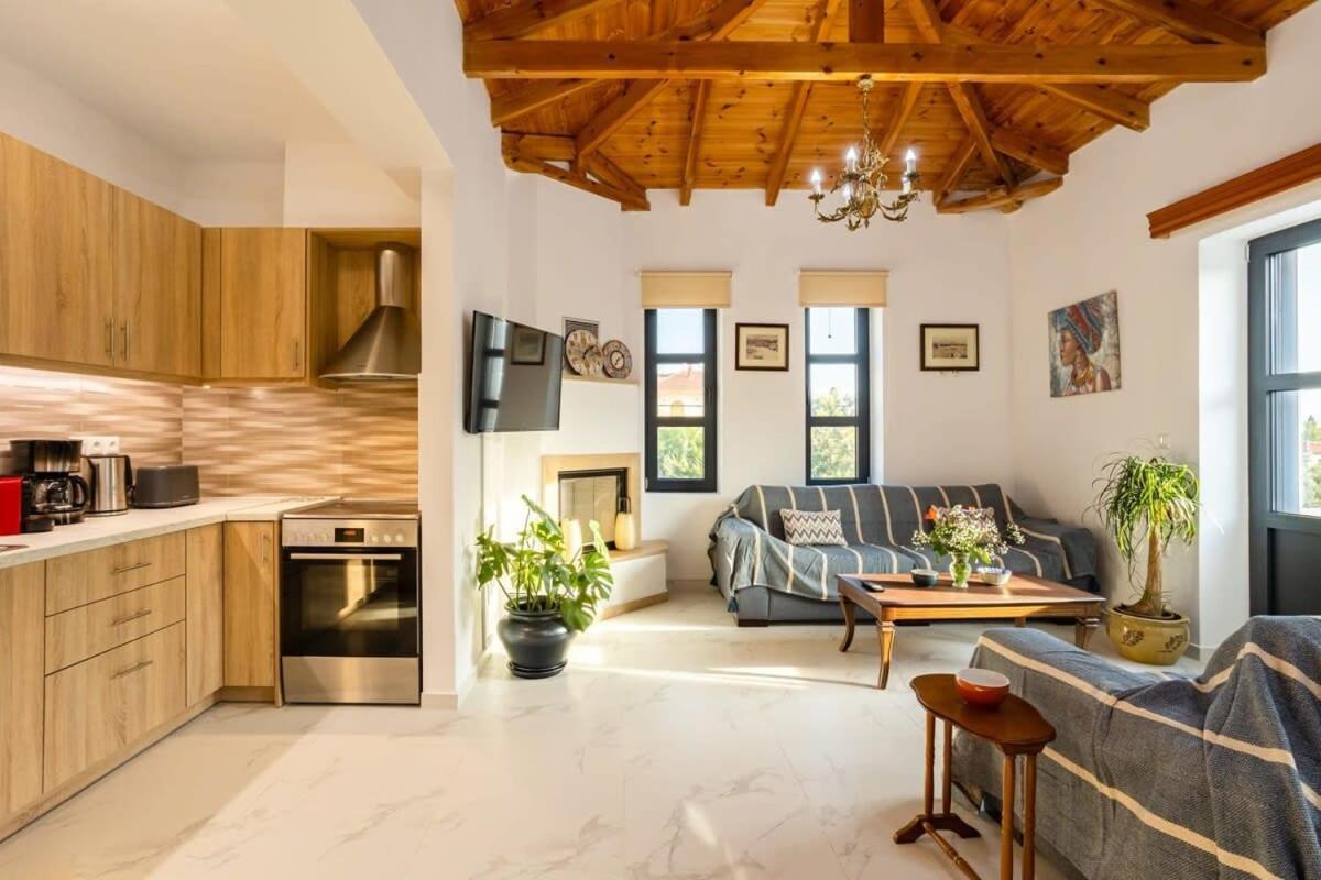 Mani Stone Built Home A Breath Away To The Sea 斯陶帕 外观 照片